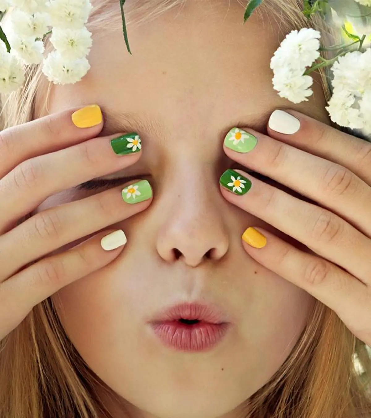 Sunny Daisy Short Natural Nails — Nails for Kids