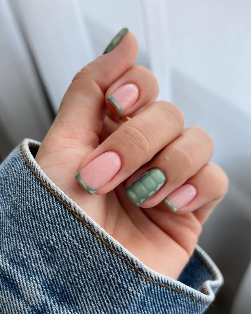 Textured Crocodile Green French Tips Textured Crocodile Green French Tips — Short French Tip Nails