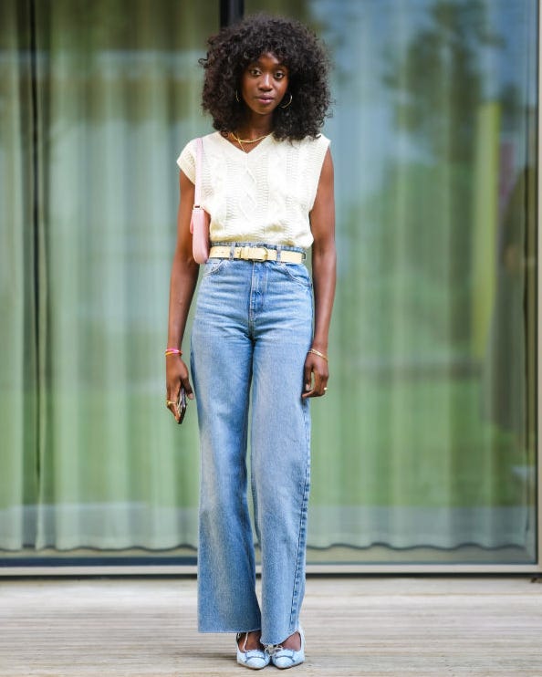 Textured Knit Polo and Wide-Leg Trousers for a Relaxed College Ensemble Textured Knit Polo and Wide-Leg Trousers for a Relaxed College Ensemble — College Outfits