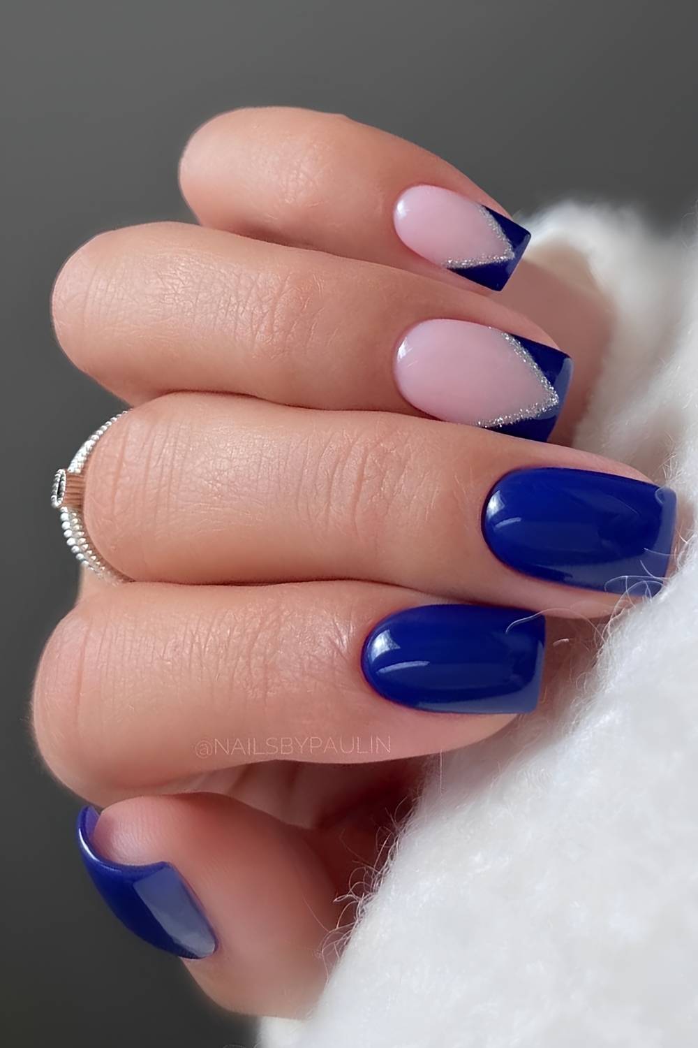 Solid Glossy Royal Blue Medium Square Nails Solid Glossy Royal Blue Medium Square Nails — Royal Blue Nails