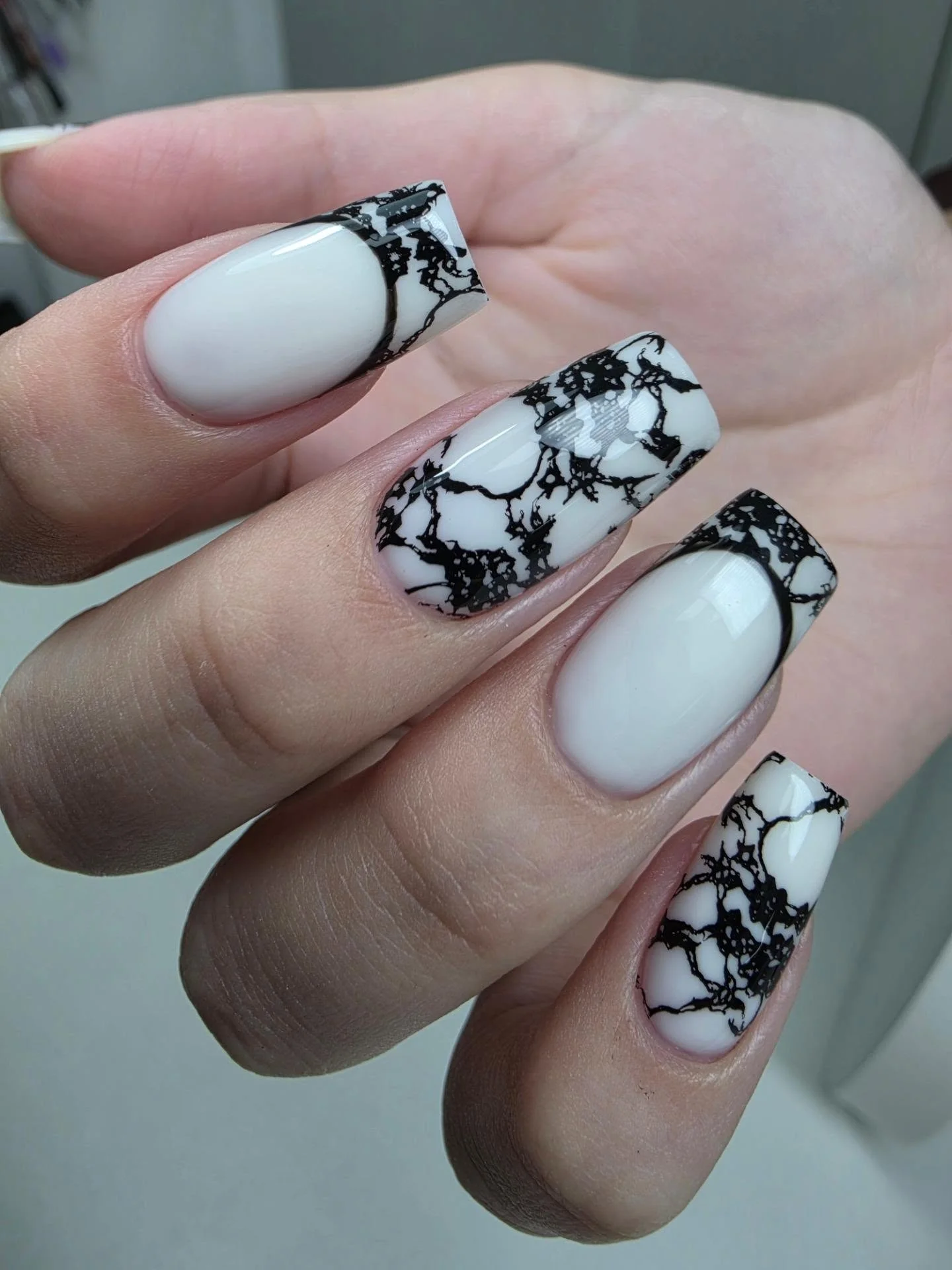 30 Beautiful Manicure Details And Design Ideas to Inspire Your Next Chic Nail Look