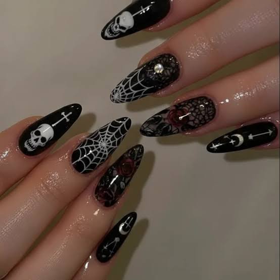 Goth Halloween Visual Idea Goth Halloween Visual Idea — Goth Nails