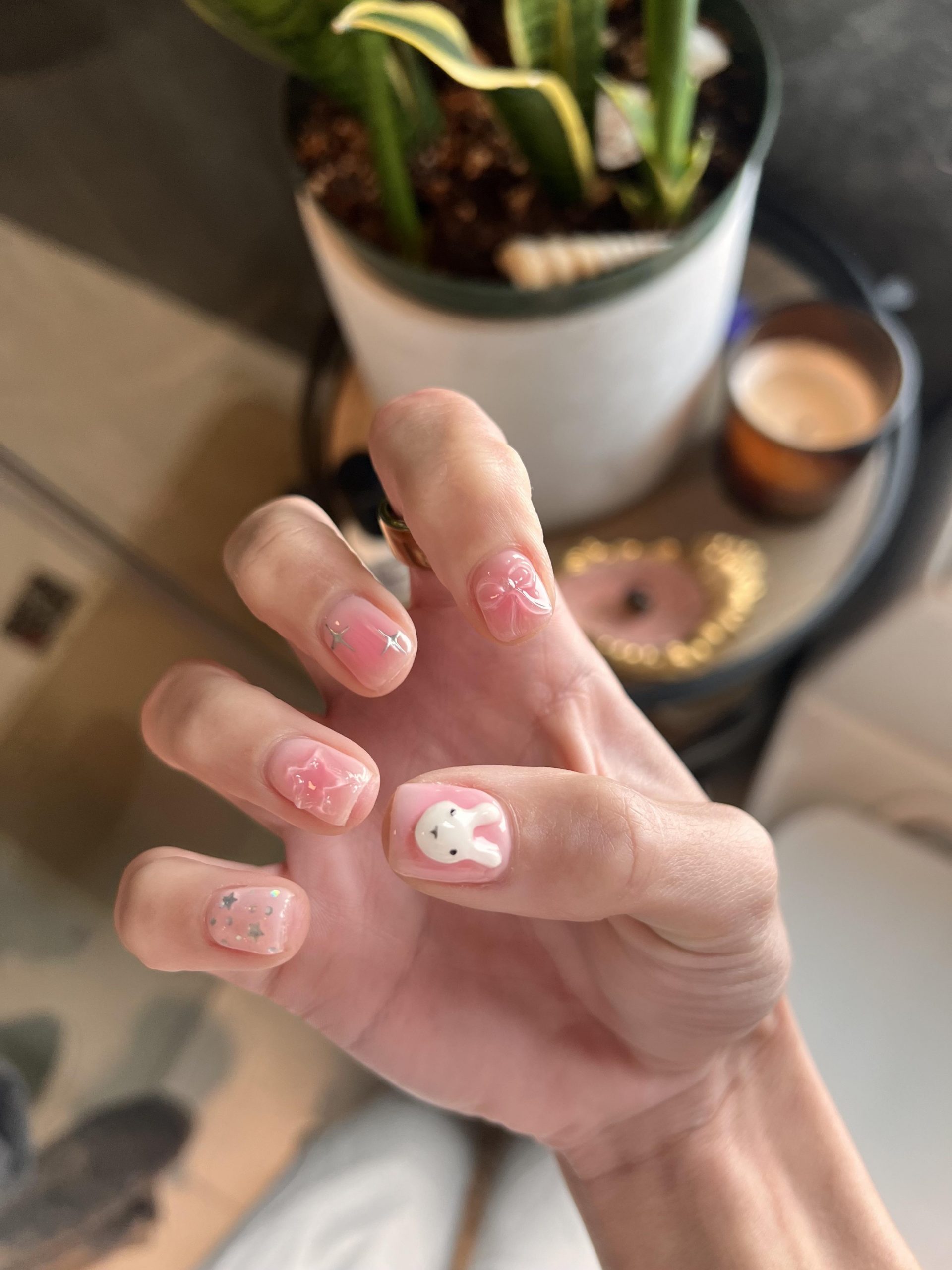 Medium Almond Bunny Charm Nails Medium Almond Bunny Charm Nails — Kawaii Nails