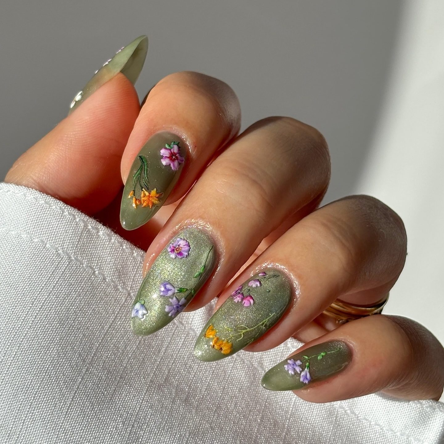 Floral Sage Green Shimmer Almonds Floral Sage Green Shimmer Almonds — Sage Green Nails