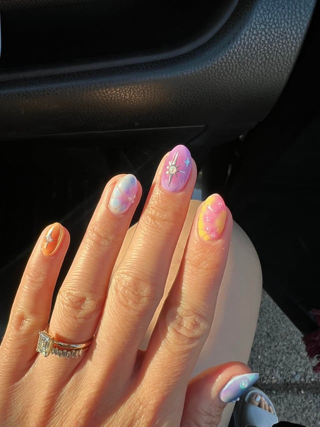 Pastel Gradient Marble Oval Nails With Pearls Pastel Gradient Marble Oval Nails With Pearls — Blooming Gel Nails