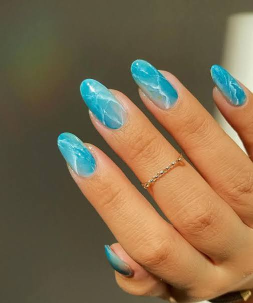 Watercolor Style Blue Wave Nails Watercolor Style Blue Wave Nails — Ocean Nails