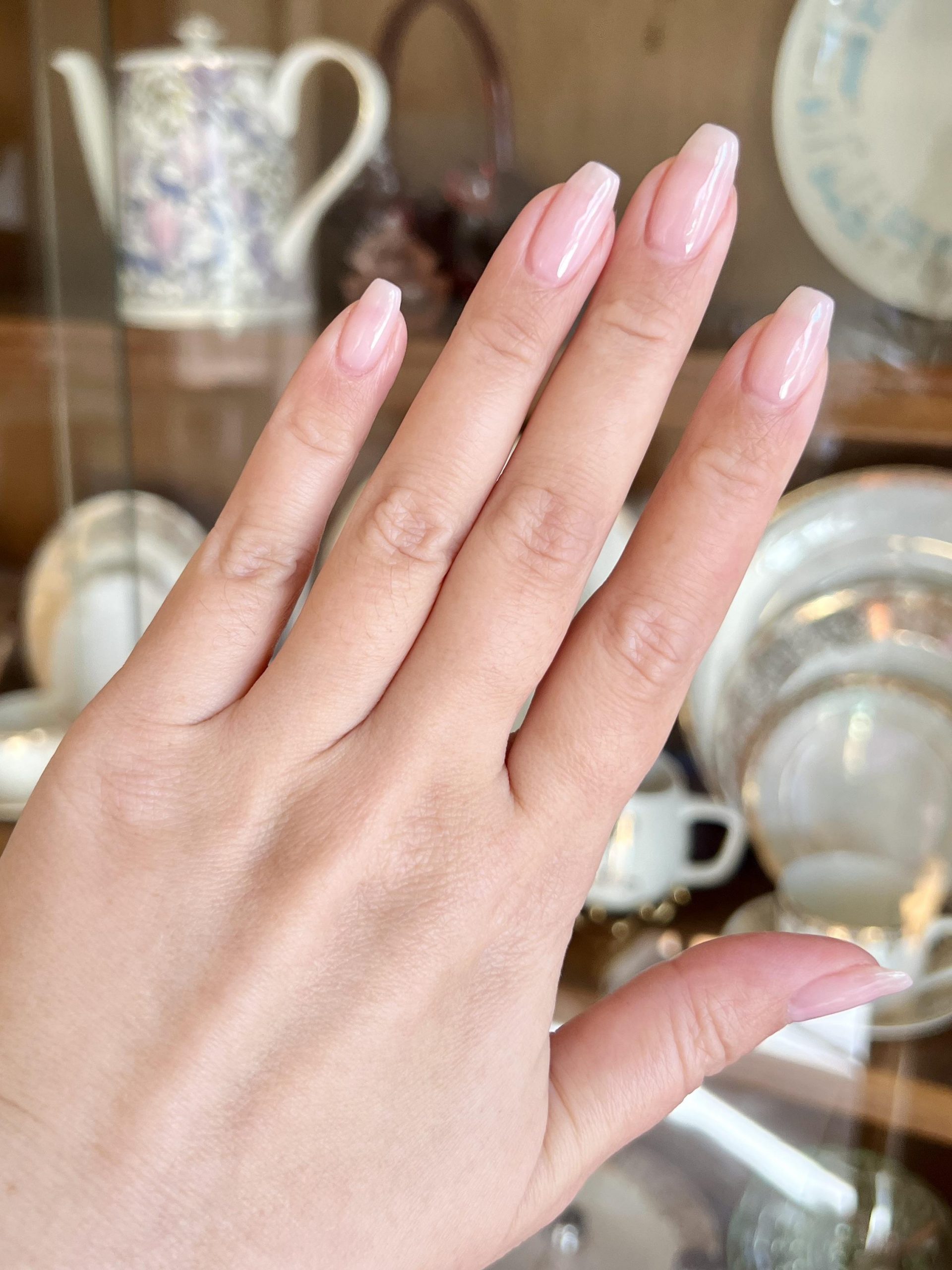 Minimalist Design With Subtle Accents Visual Idea — Short Coffin Nails