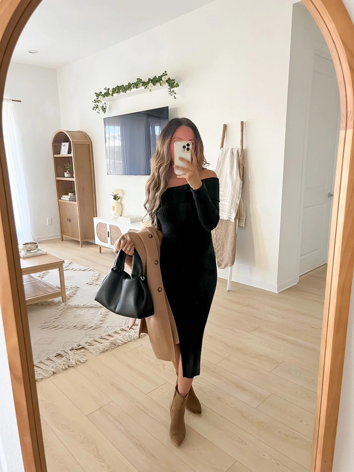 Chic Black Off-the-Shoulder Midi Dress for a Dinner Date Chic Black Off-the-Shoulder Midi Dress for a Dinner Date — Dinner Outfits