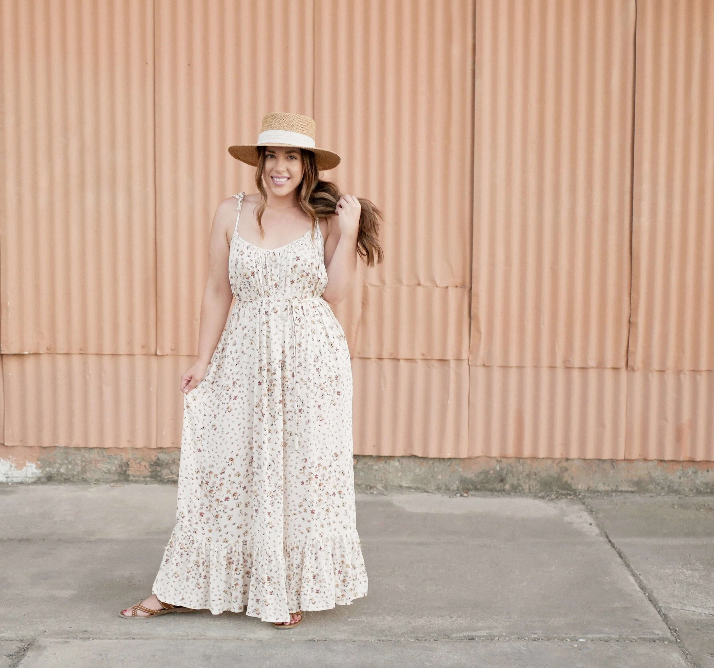 Casual A-Line Maxi Dress with a Defined Waist Casual A-Line Maxi Dress with a Defined Waist — Outfits for Pear Shape