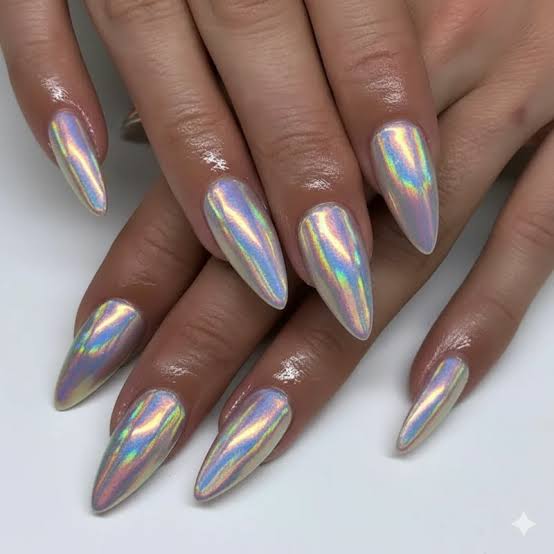 Full Cover Visual Idea Full Cover Visual Idea — Holographic Nails