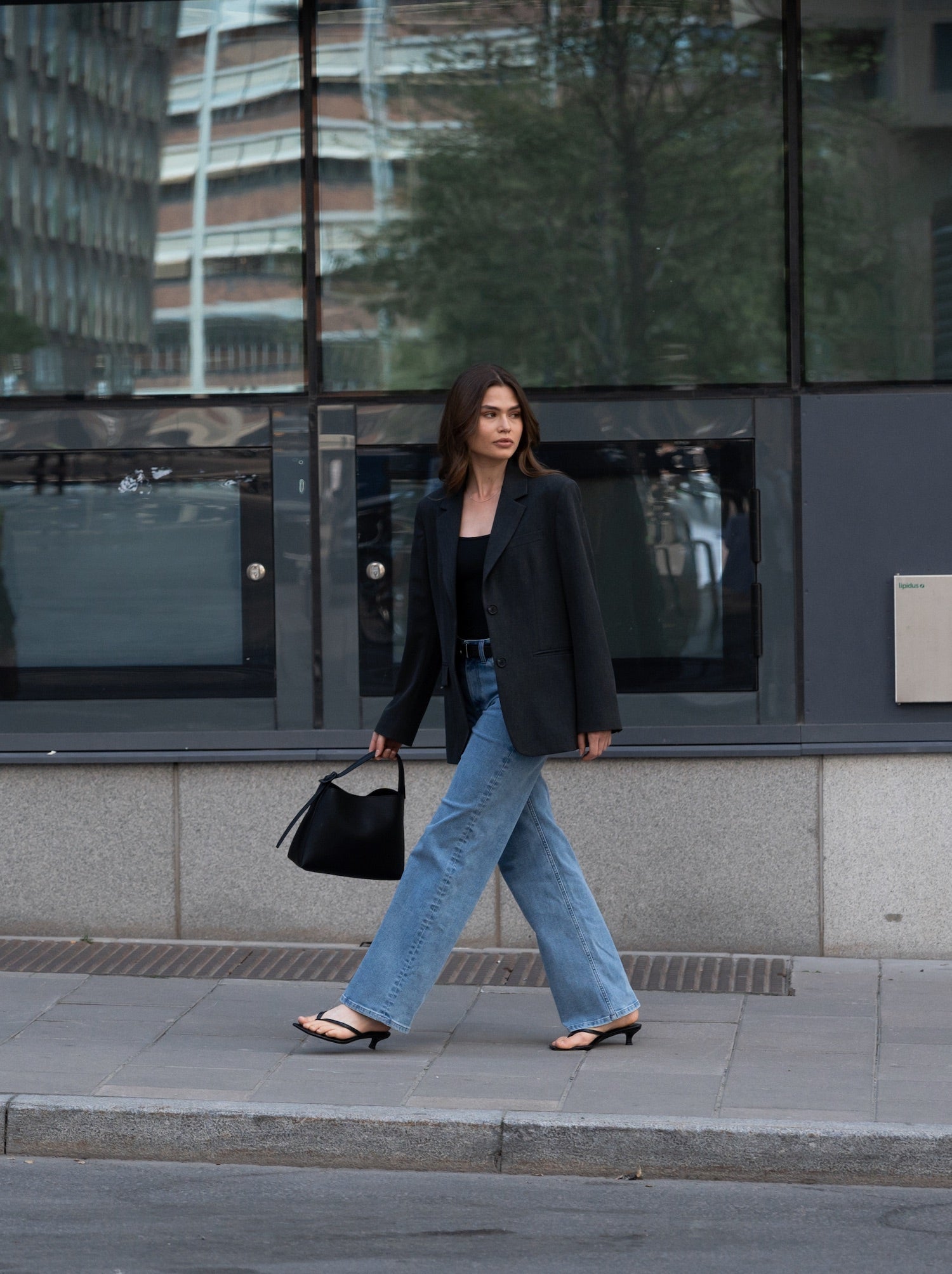 How to Build a Capsule Wardrobe | Ninepine