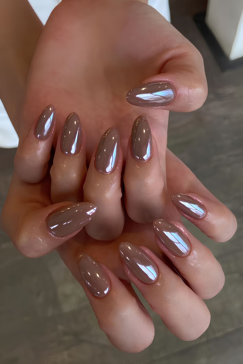 Brown Iridescent Blue/Pink Chrome Brown Iridescent Blue/Pink Chrome — Chrome Nails