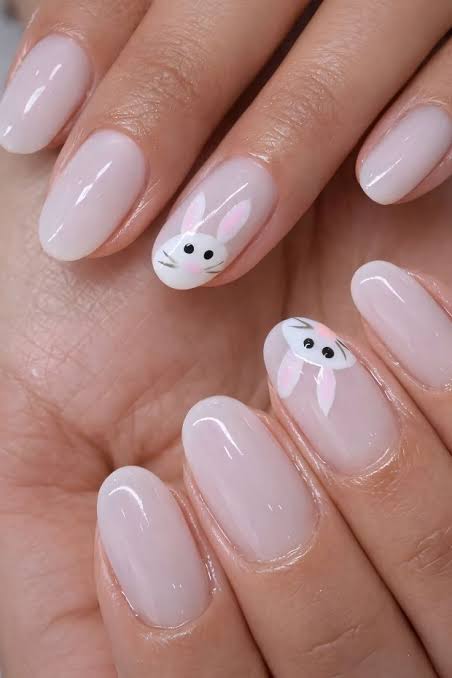 Medium Oval Bunny Face Accent Nails — Funny Bunny Nails