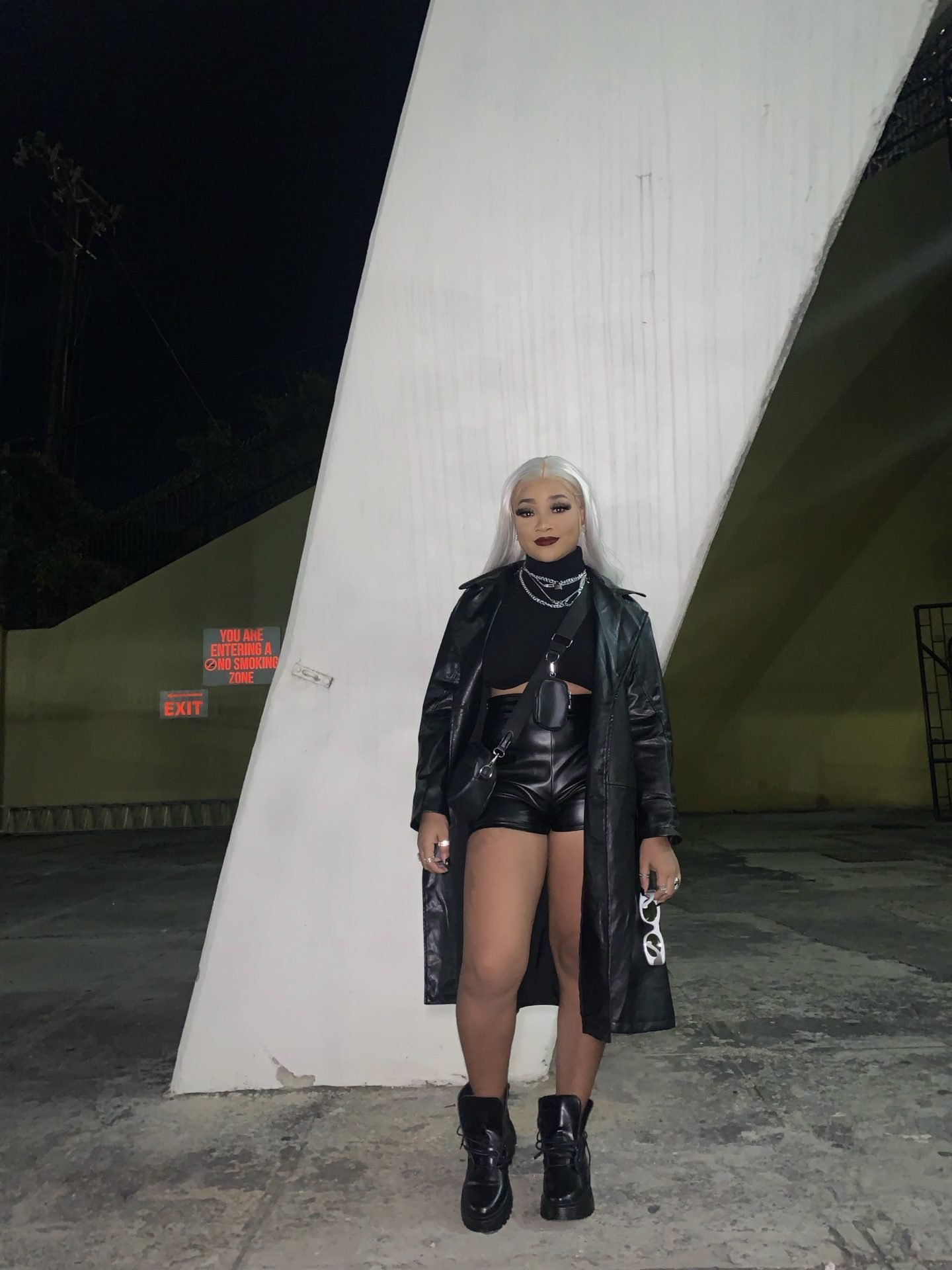 Faux Leather Trench Coat for an Edgy, All-Black Concert Look Faux Leather Trench Coat for an Edgy, All-Black Concert Look — Concert Outfits