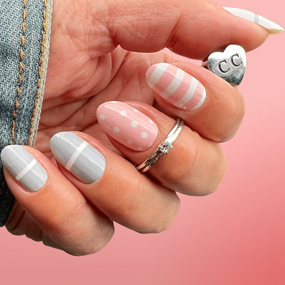 Gingham & Polka Dot Mix Oval Nails Gingham & Polka Dot Mix Oval Nails — Preppy Nails