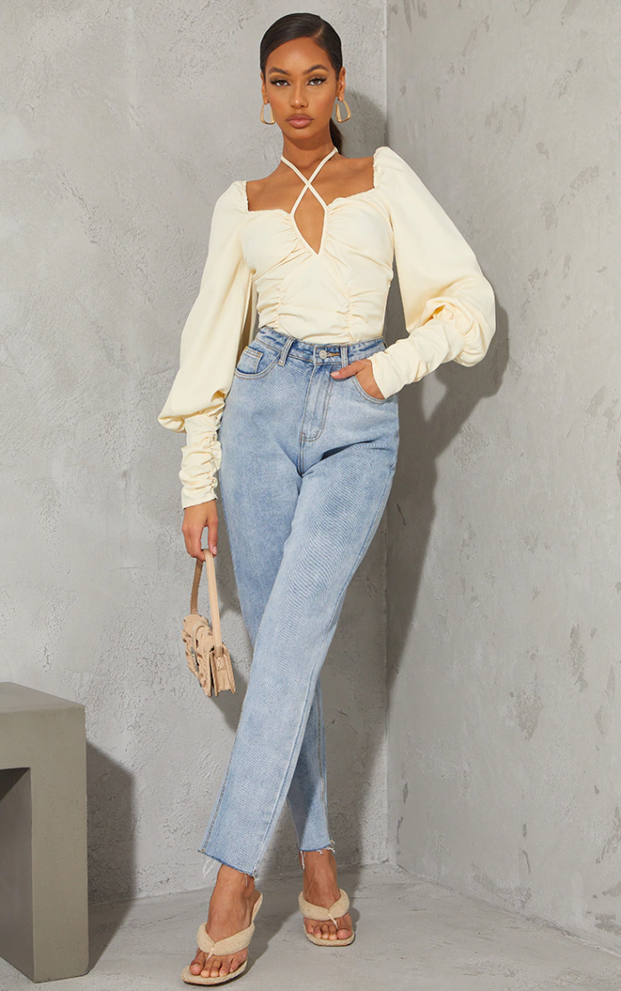 Puffed Sleeve Top and Straight-Leg Jeans: A Brunch Essential — Brunch Outfits