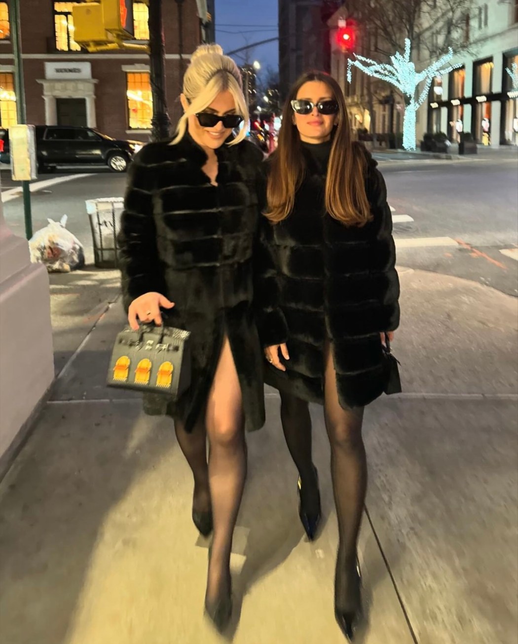Matching Black Fur Coats for Nighttime Outing Matching Black Fur Coats for Nighttime Outing — Mob Wife Outfits