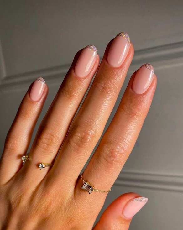 Birthday Celebration Short Oval Glitter Outline French Tips Birthday Celebration Short Oval Glitter Outline French Tips — Birthday Nails