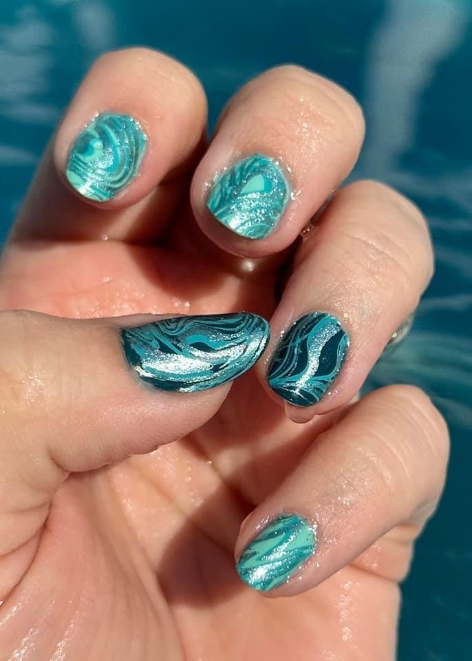 Marbled Ocean Swirls Marbled Ocean Swirls — Cruise Nails