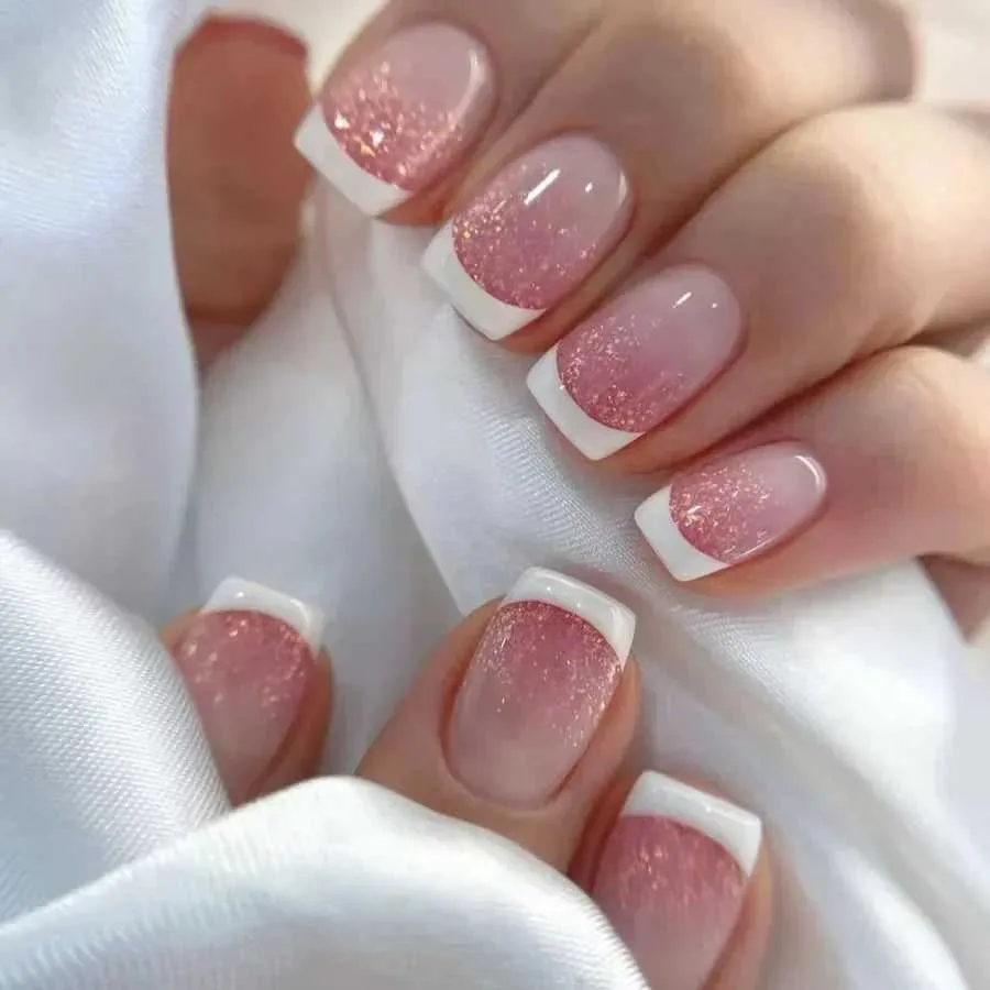 Glitter French Tip Ombre Square — Short Acrylic Nails