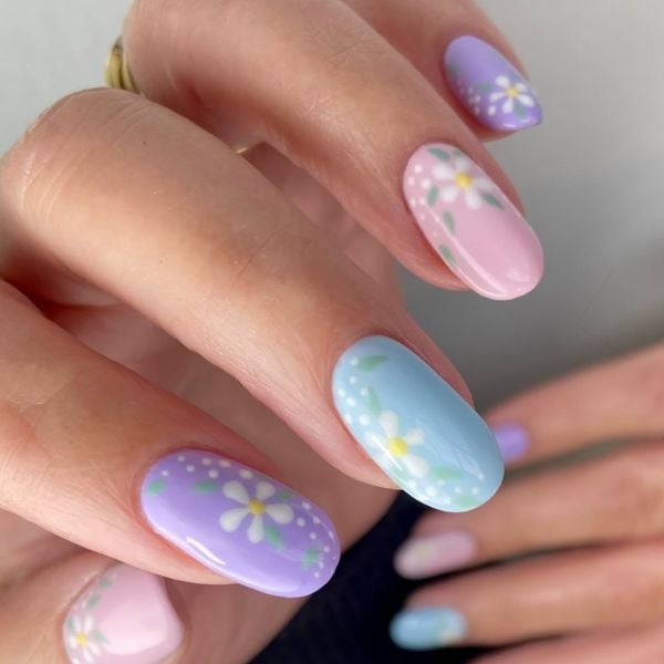Spring Visual Idea — Pastel Nails