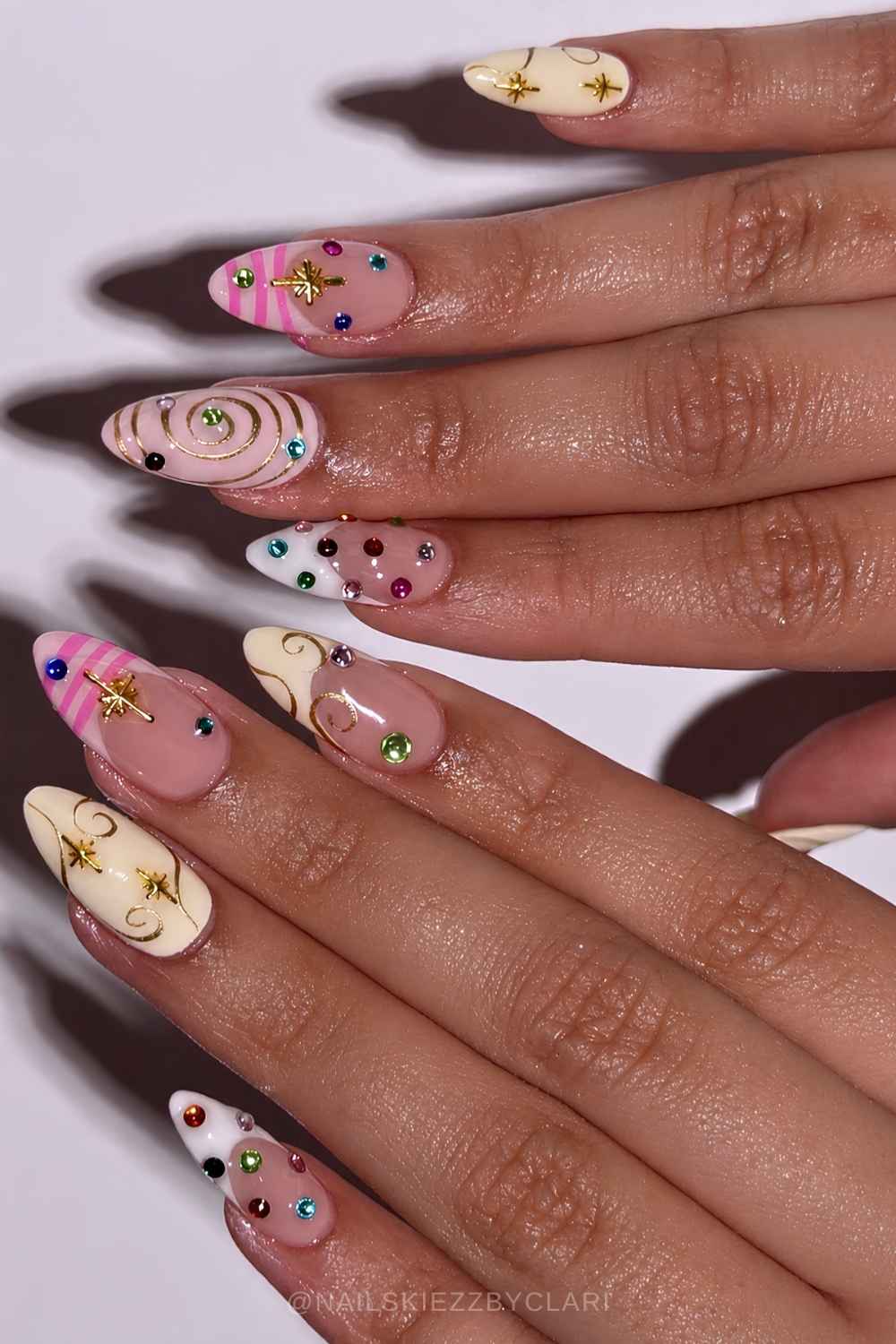 Sheer Pink Y2K Stripes and Gems Sheer Pink Y2K Stripes and Gems — Y2K Nails
