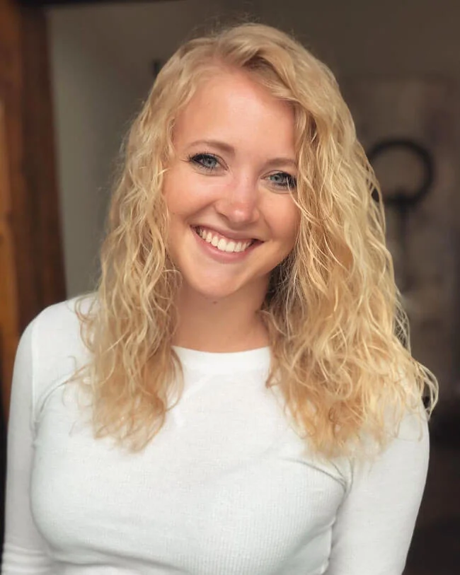 27 Long Wavy Hairstyles with Layers to Try in 2026