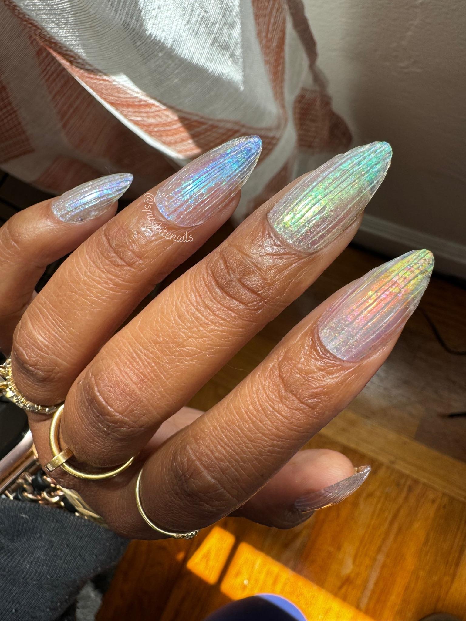 Visual Idea Visual Idea — Holographic Nails