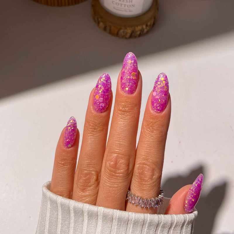Party Statement Visual Idea — Glitter Nails