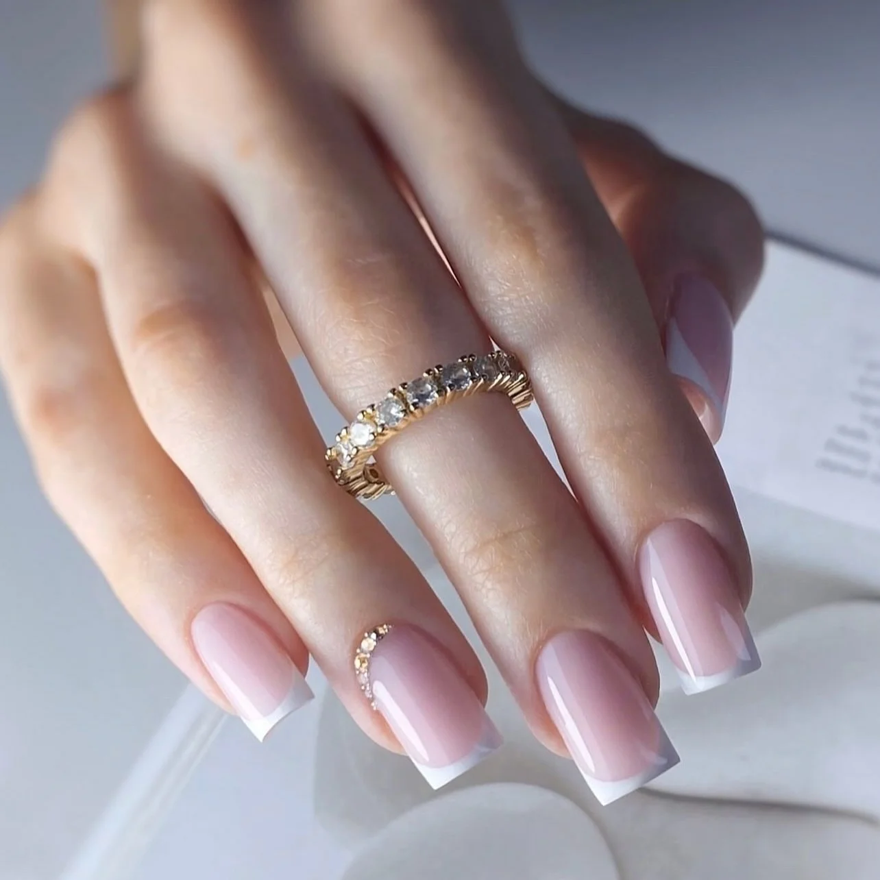 24 Rich Girl Nail Ideas for 2026 That Look Effortlessly Polished