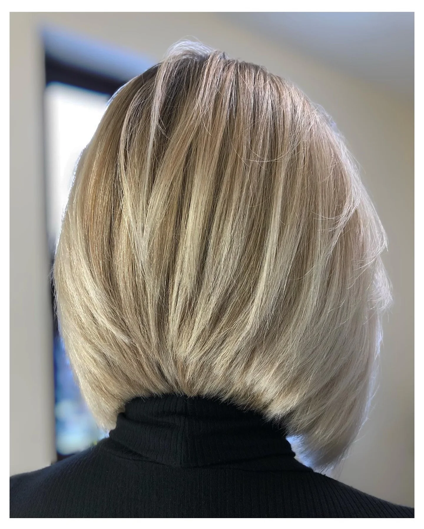 27 Stacked Angled Bob Haircuts for Modern Women