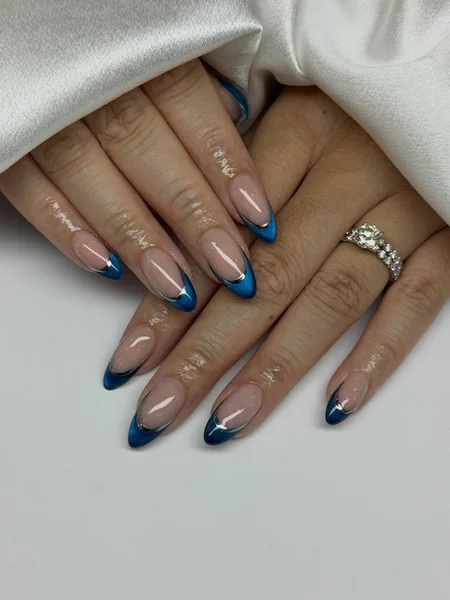25+ Blue French Tip Nails That Prove Blue Is the New White