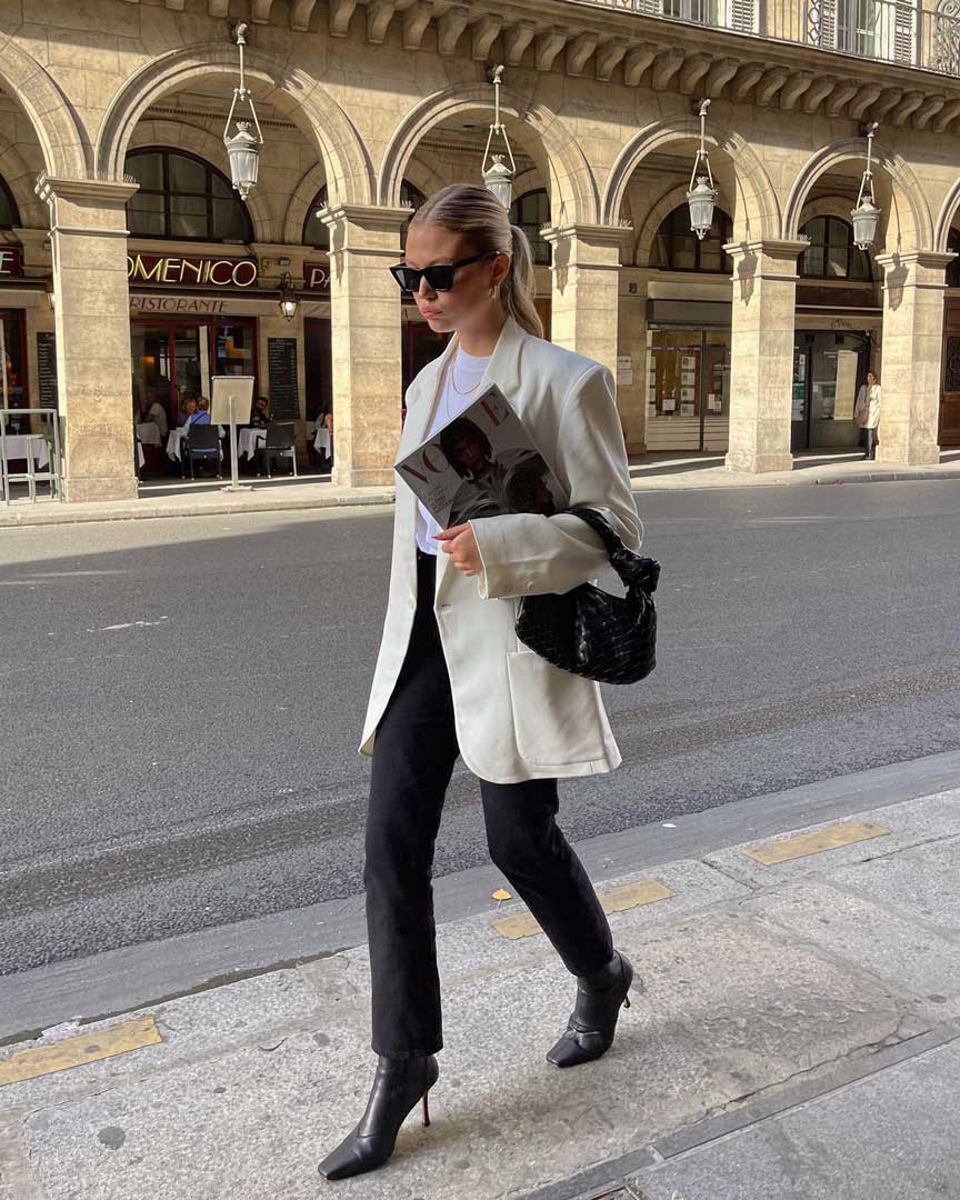 White T-shirt and Blazer with Black Trousers for City Chic — Minimalist Outfits
