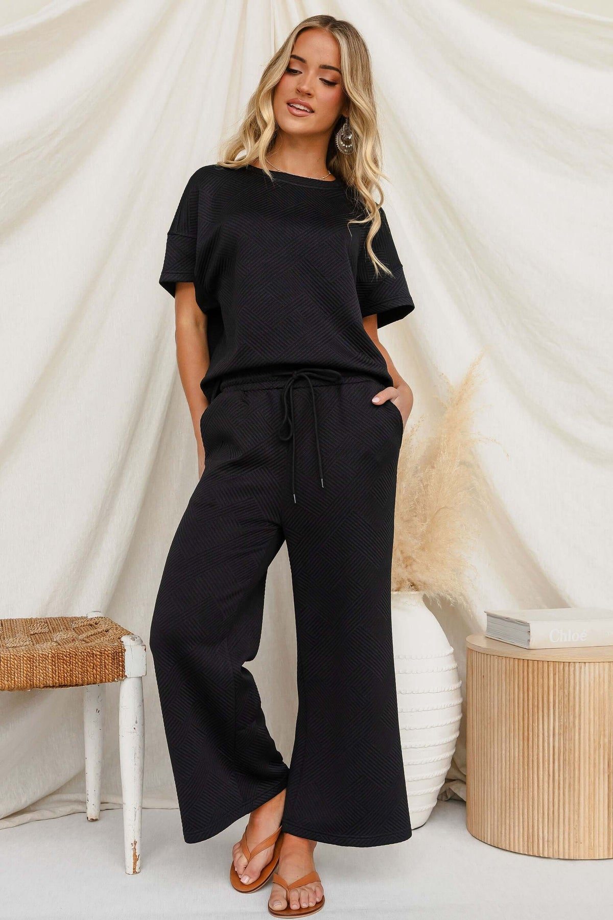 Black Textured Knit Matching Set for Casual Comfort Black Textured Knit Matching Set for Casual Comfort — Lazy Day Outfits