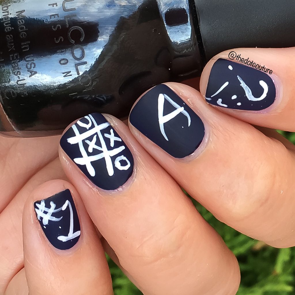 Matte Navy Tic-Tac-Toe Nails Matte Navy Tic-Tac-Toe Nails — School Nails