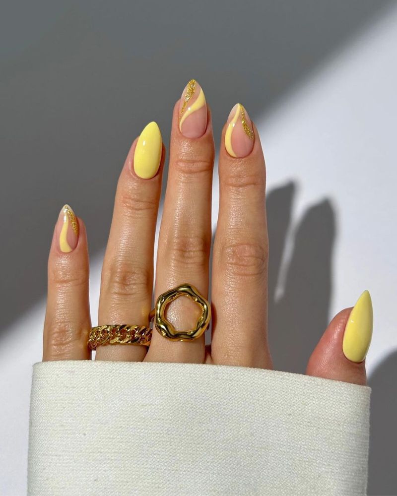 Visual Idea — Yellow Nails