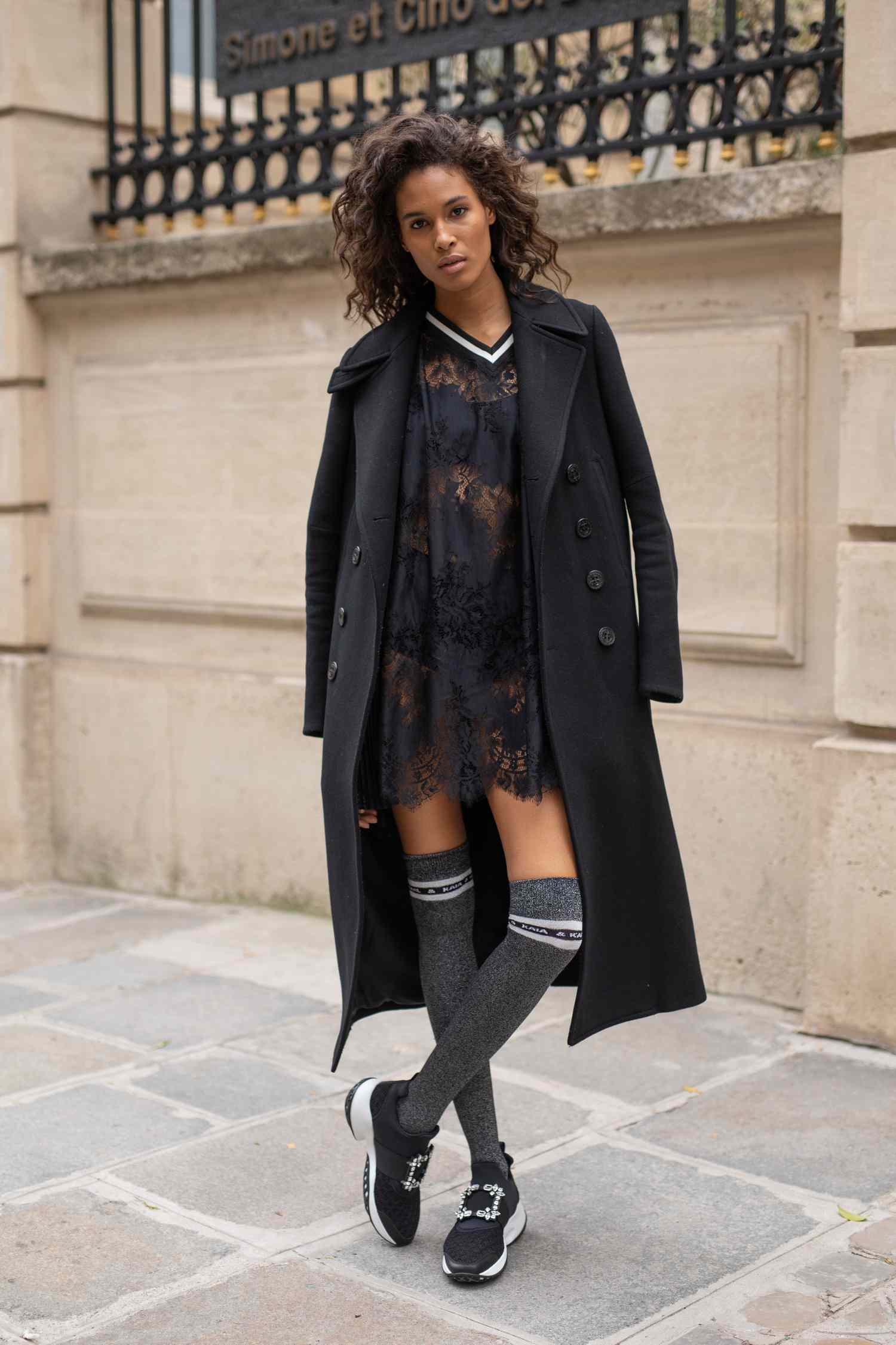 Long Wool Coat and Lace Dress: Unexpected Dark Academia Pairing Long Wool Coat and Lace Dress: Unexpected Dark Academia Pairing — Dark Academia Outfits