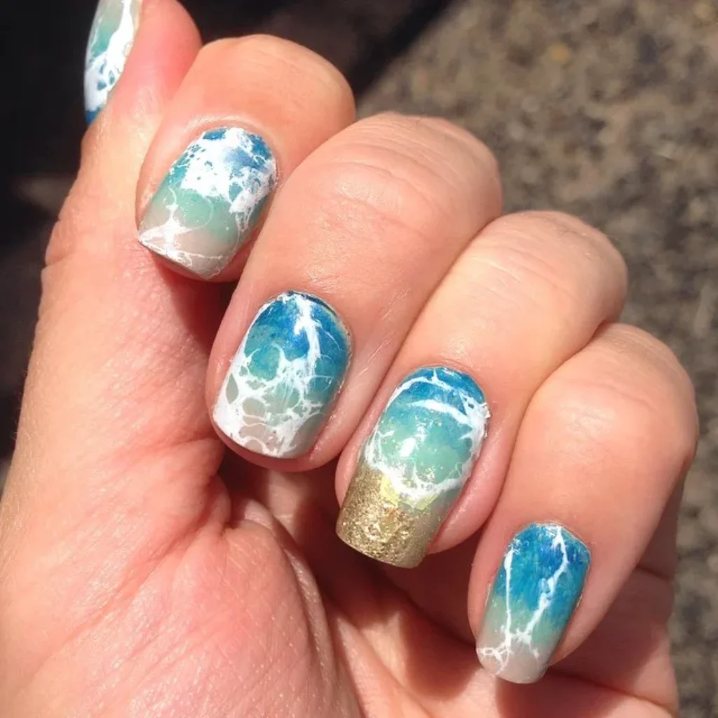 Realistic Wave and Gold Glitter Nails Realistic Wave and Gold Glitter Nails — Ocean Nails