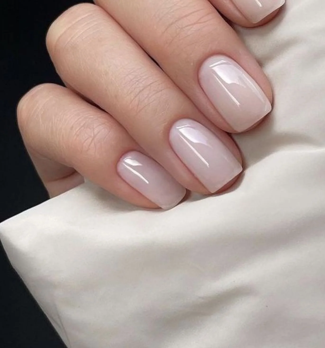 24 Rich Girl Nail Ideas for 2026 That Look Effortlessly Polished