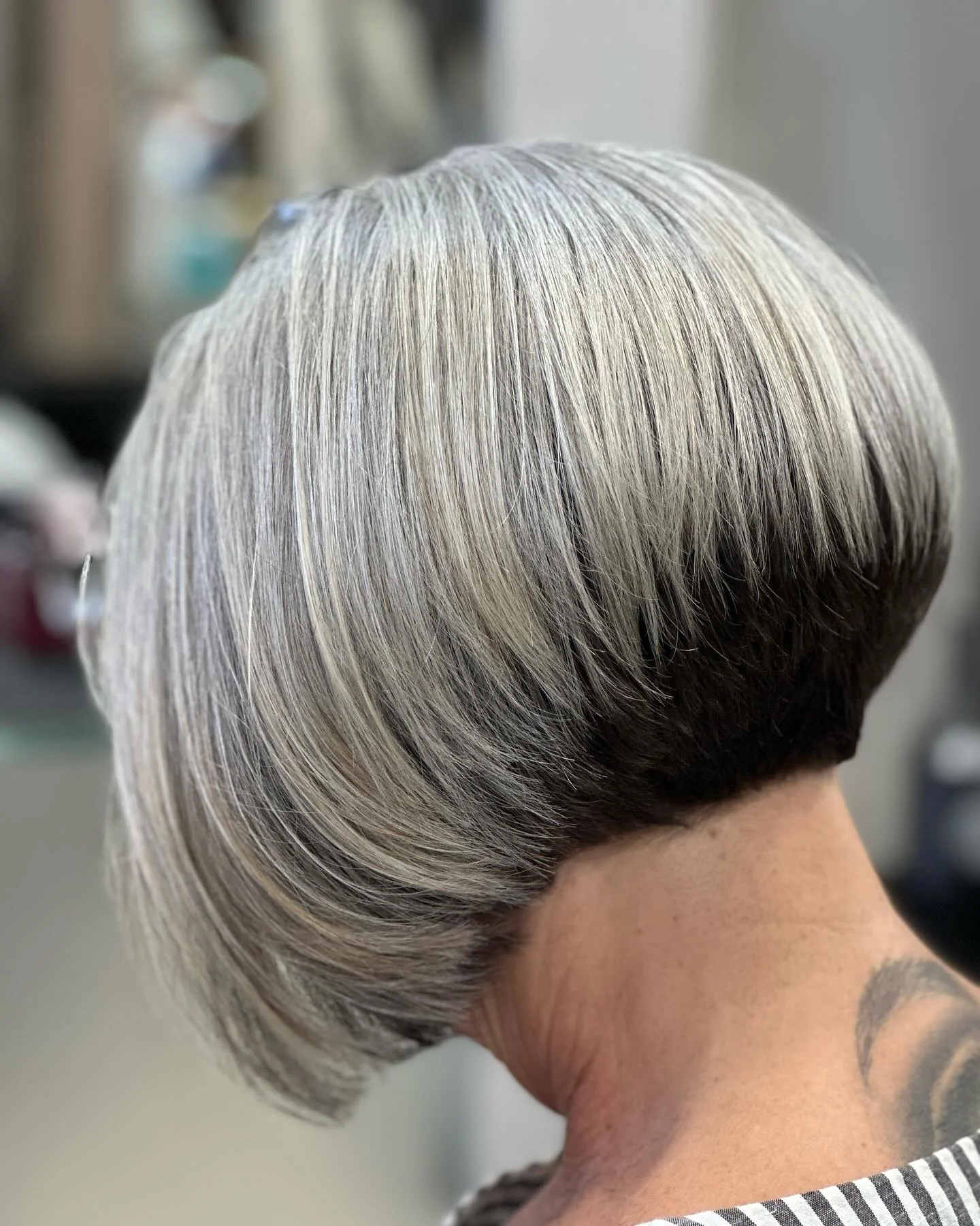 27 Stacked Angled Bob Haircuts for Modern Women