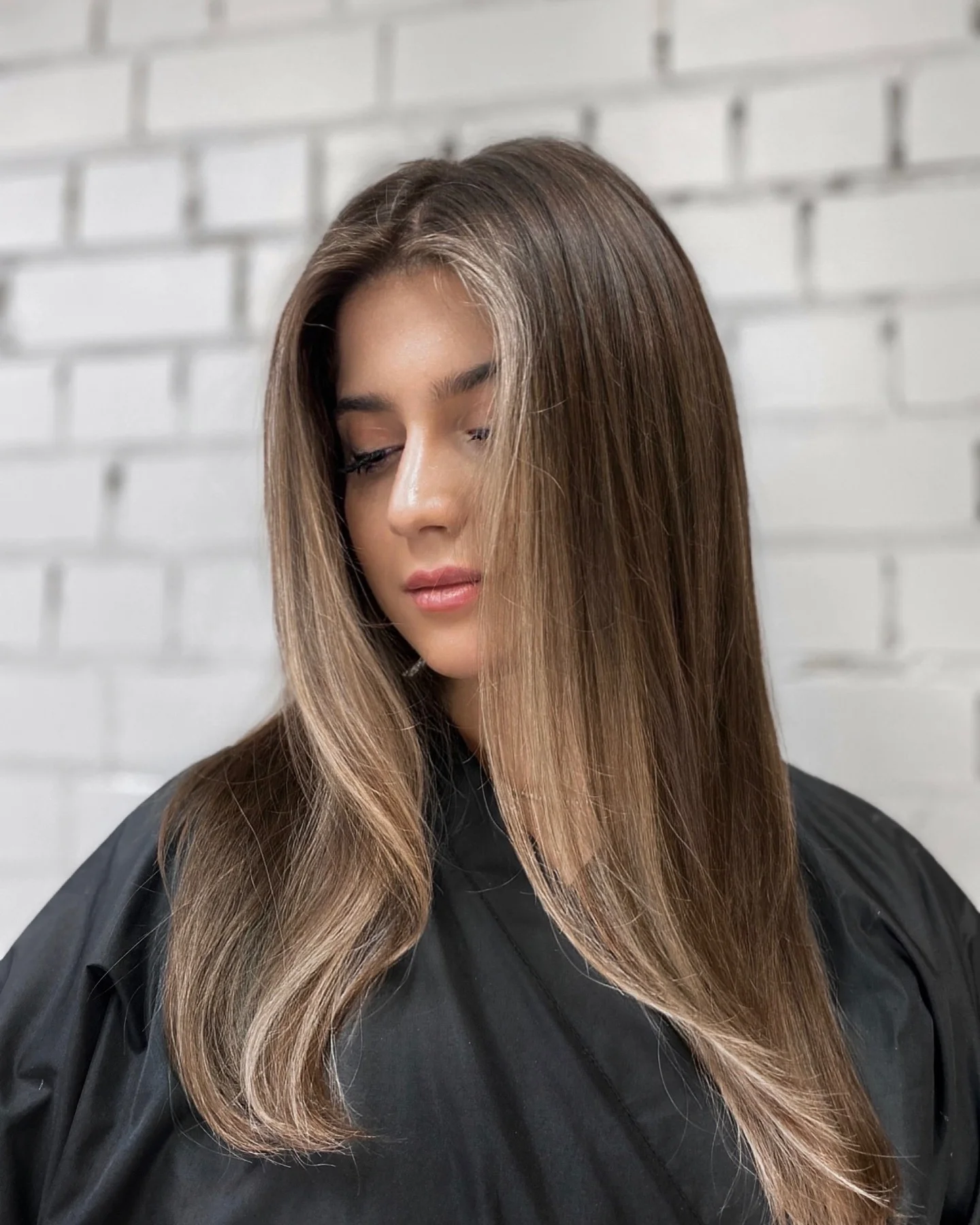 30 Halo Hair Color Ideas for a Trendy Look and a Fresh New Style