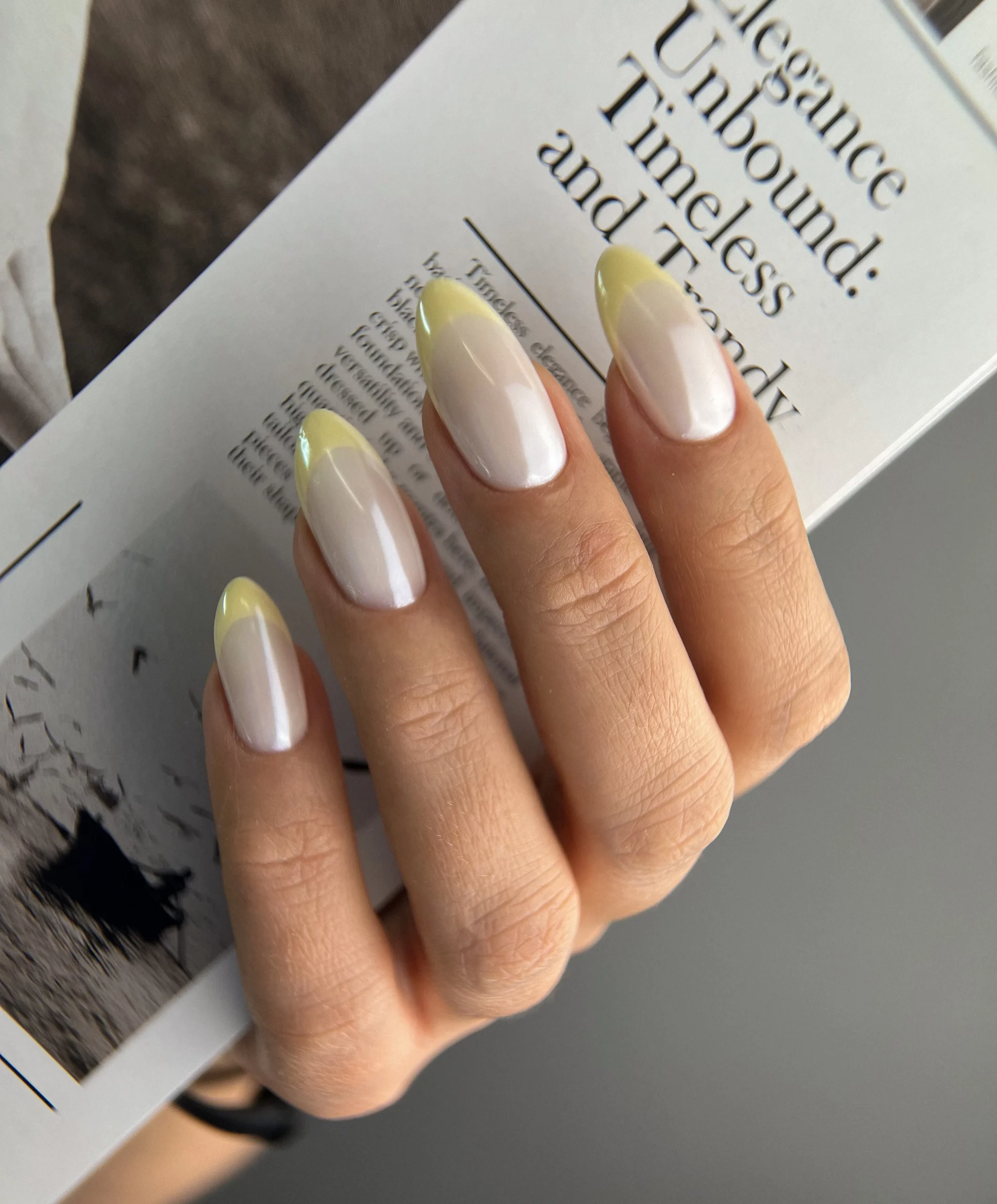 21 Pearl Powder Nails for a Chic and Elegant Manicure