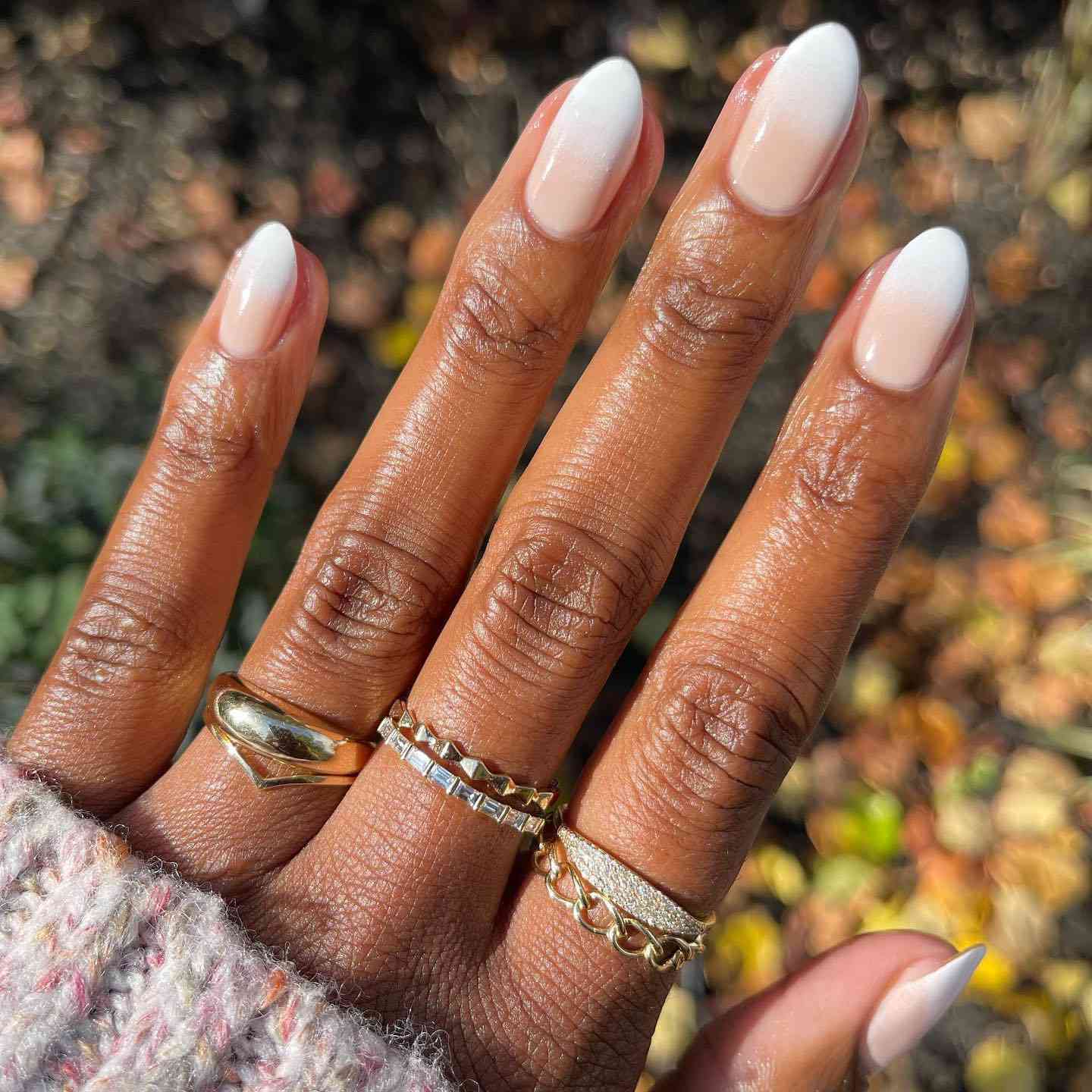 Medium Almond White to Clear Ombre Medium Almond White to Clear Ombre — French Ombre Nails