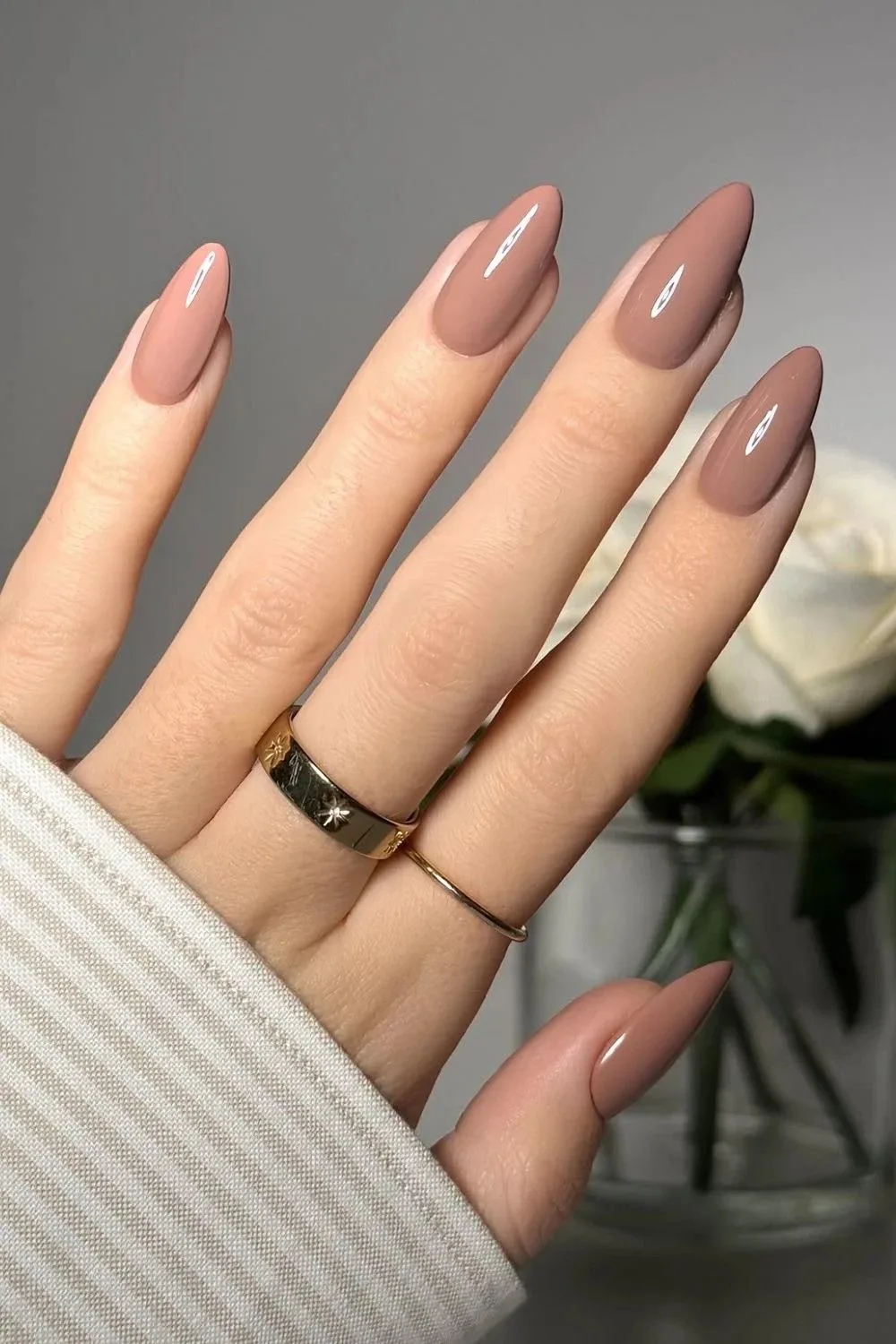 Glossy Visual Idea Glossy Visual Idea — Old Money Nails