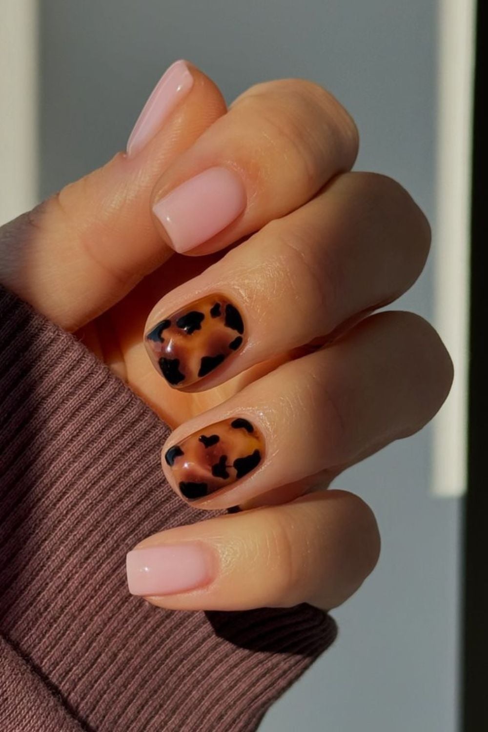 Short Square Plaid Design — Square Nails