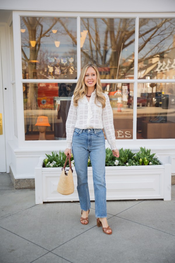 Eyelet Blouse and Denim: A Timeless Casual Pairing Eyelet Blouse and Denim: A Timeless Casual Pairing — Casual Outfits