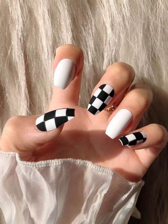Matte White with Glossy Checkered Contrast Matte White with Glossy Checkered Contrast — Checkered Nails