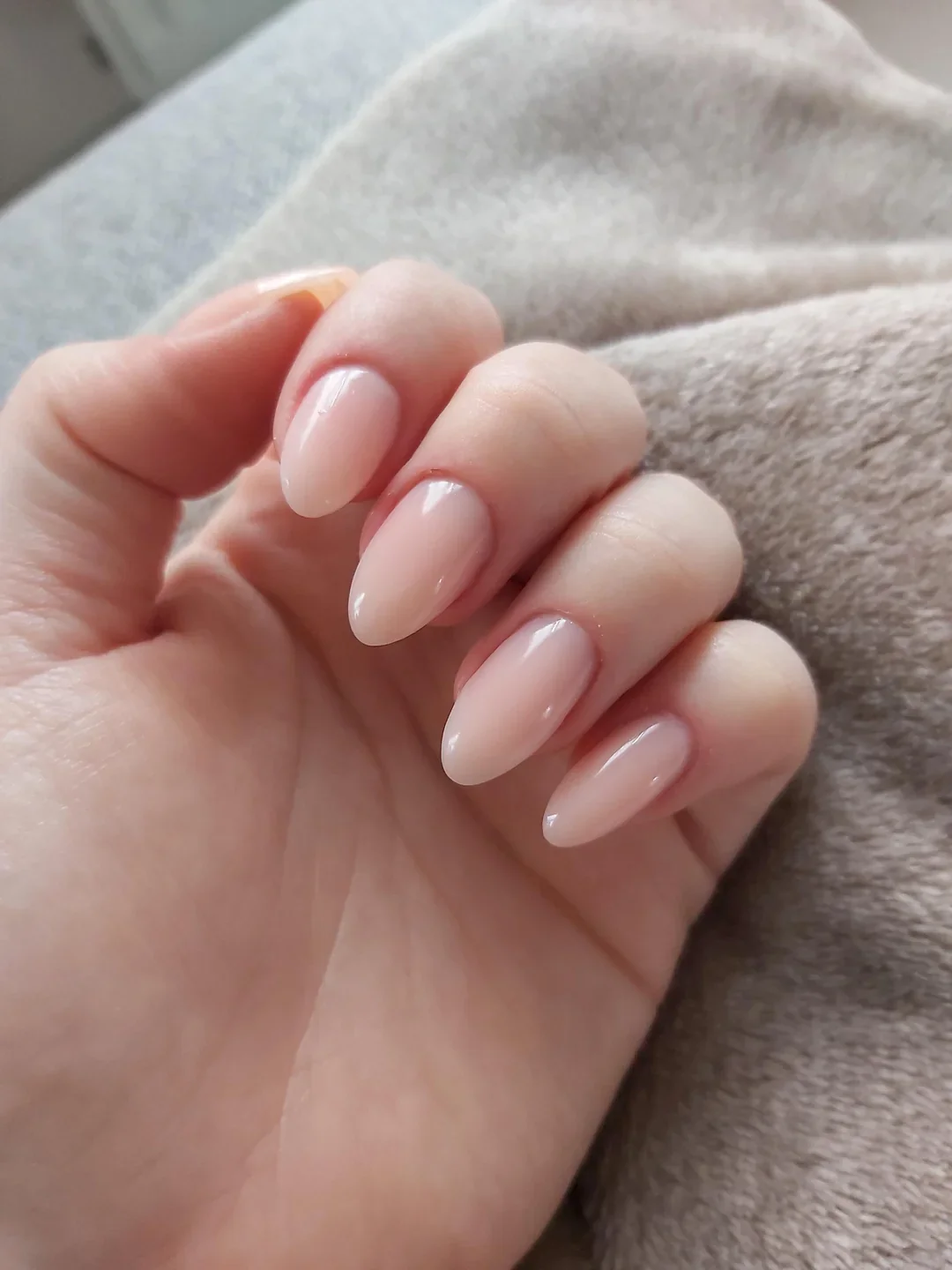 23 Minimalist Nude Nails For Timeless Chic Looks