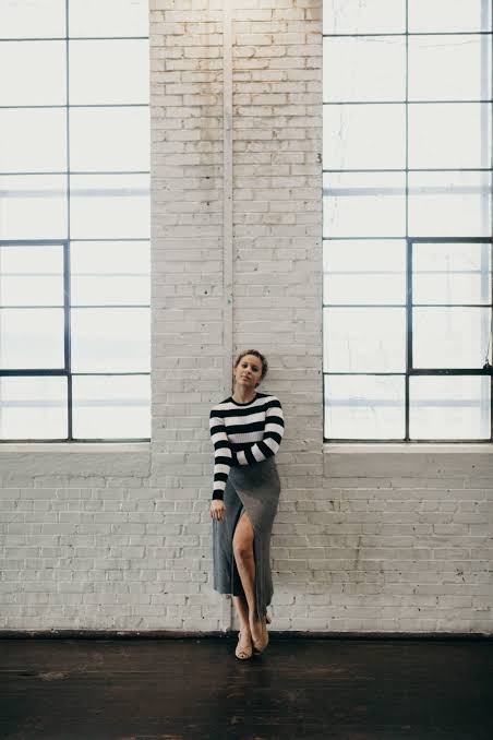 Striking Stripes with a Slitted Maxi Skirt Striking Stripes with a Slitted Maxi Skirt — Basic Outfits