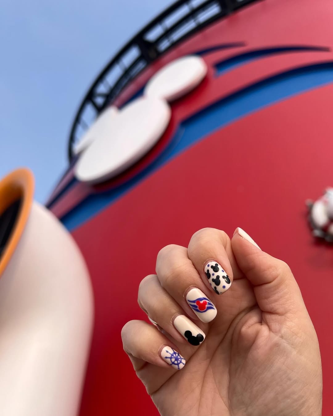 Glossy Disney Cruise Fun Motifs Glossy Disney Cruise Fun Motifs — Cruise Nails